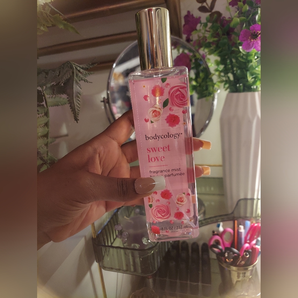 Sweet Love Fragrance Mist - Picture 3 of 3